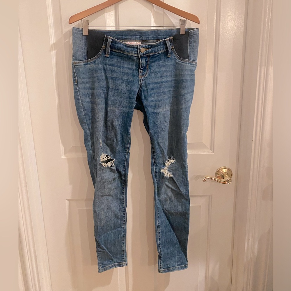 Maternity Distressed Skinny Jeans